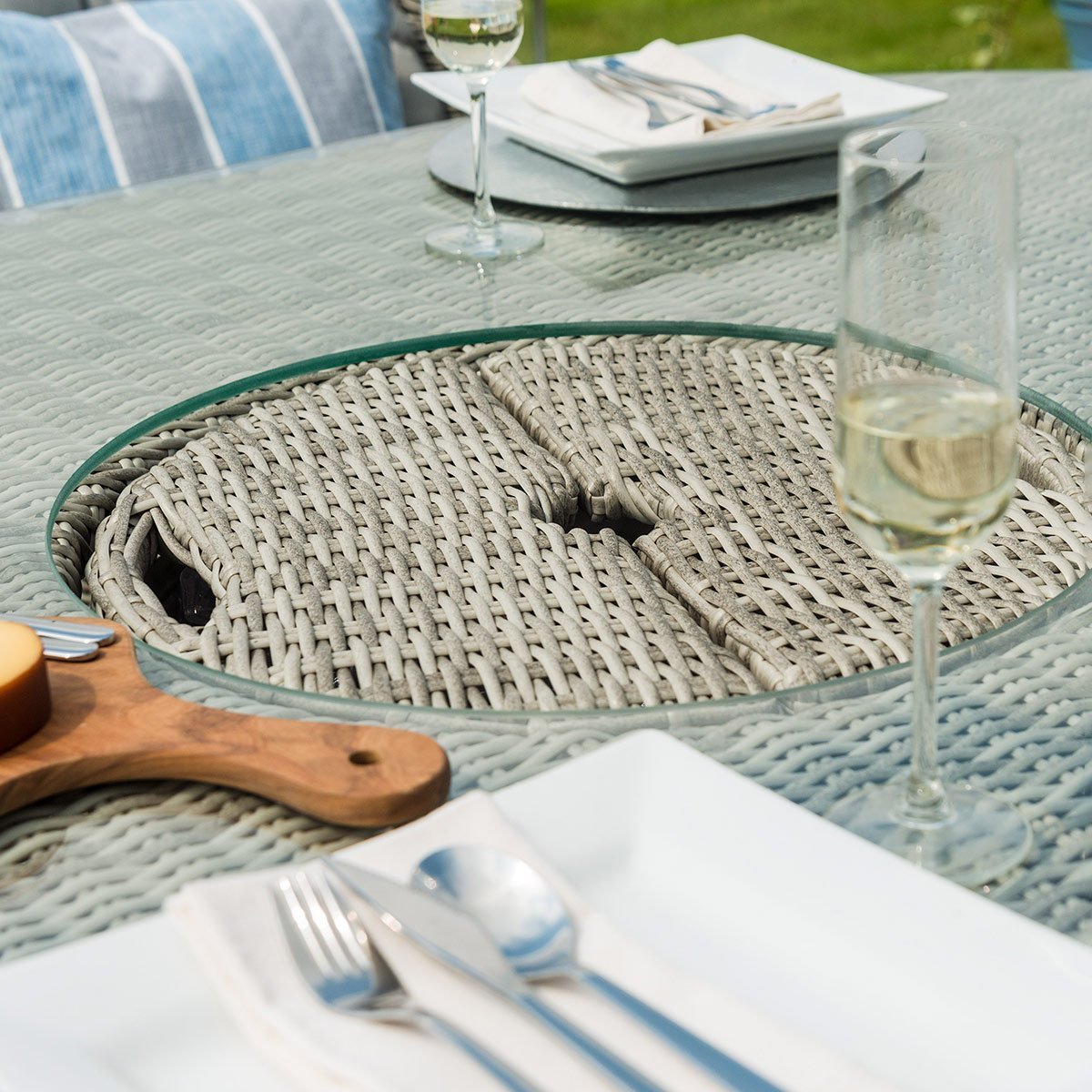 Oxford – Venice 8 Seat Oval Rattan Dining Set with Ice Bucket - Image 7